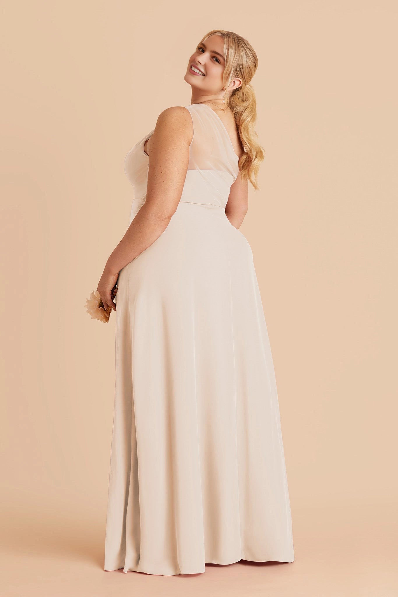 Flowy Chiffon A‑Line One‑Shoulder Sleeveless Mesh Back Slit Maxi Plus Size Bridesmaid Dress