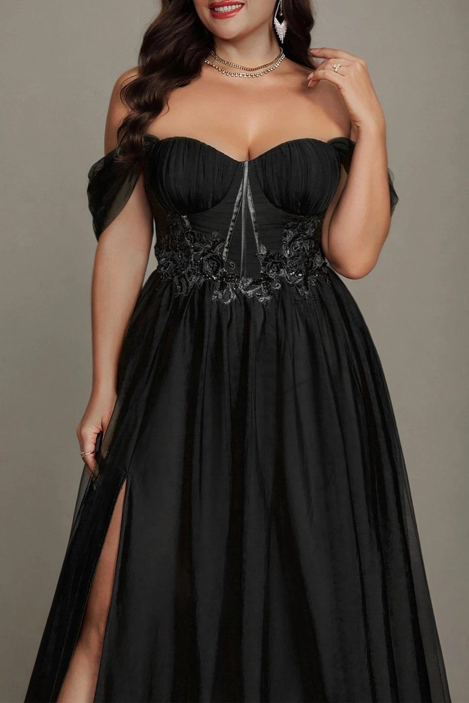 Olive Green Plus Size A‑Line Off‑The‑Shoulder Short‑Sleeve Lace‑Up‑Back Long Prom Dress