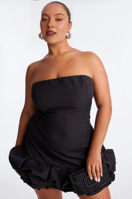 Chic Plus Size Strapless Zip Back Short Black Bubble Hem Homecoming Dress
