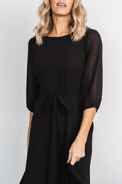 Flowy A-line Round Neck 3/4 Sleeve Keyhole-Back Maxi Mother Of Bride Dress