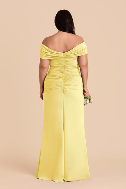 Elegant Off‑the‑Shoulder Ruched Mermaid Twist‑Back Maxi Plus Size Bridesmaid Dress