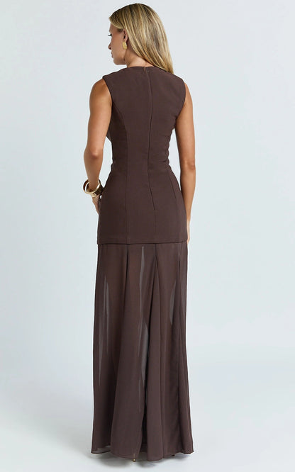 Minimalist Sleeveless U Neck Back Zipper Chiffon Overlay Plus Size Maxi Wedding Guest Dress 