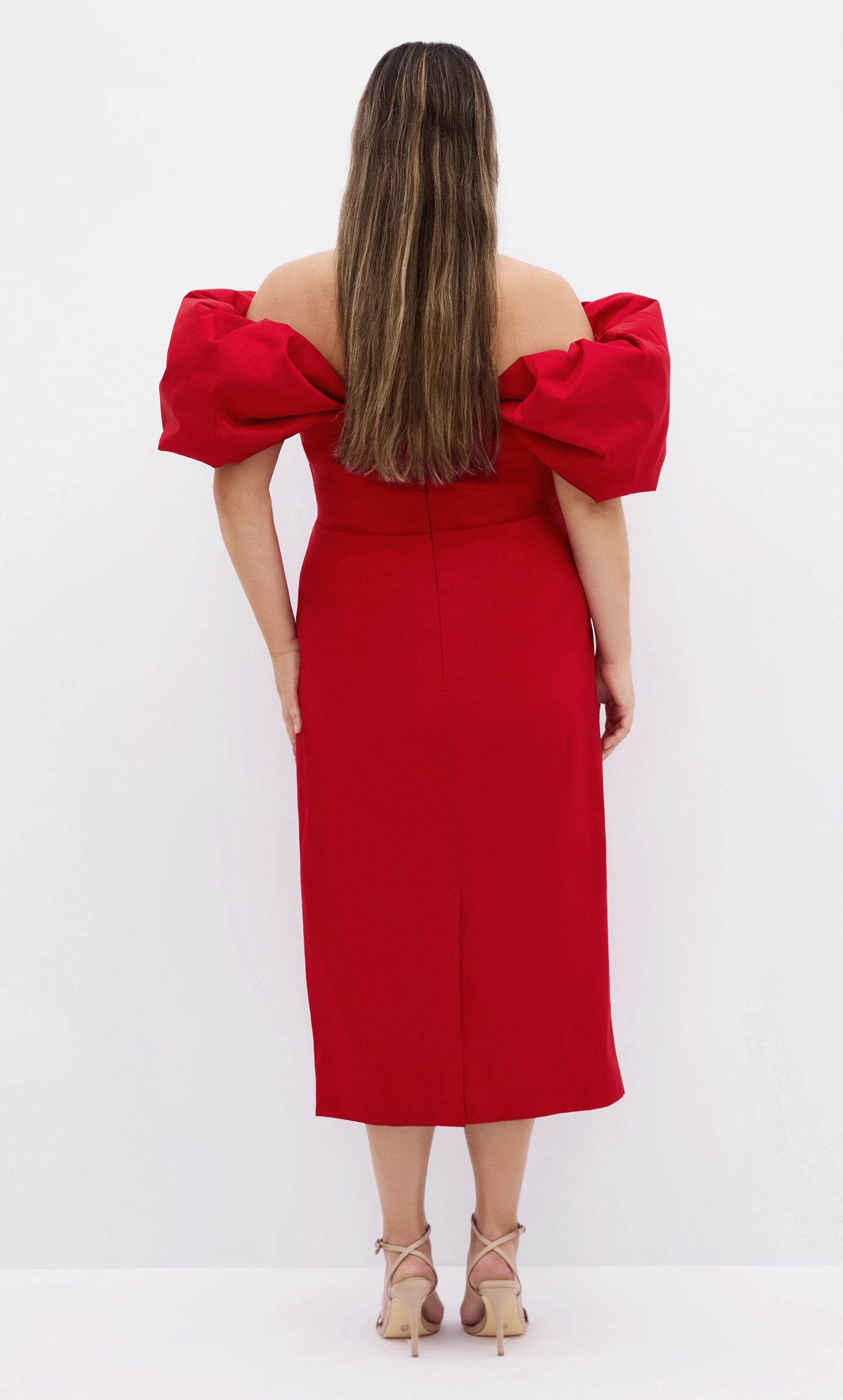Plus‑Size Off‑The‑Shoulder Puff Sleeve Ruched Midi Sheath Wedding Guest Dress
