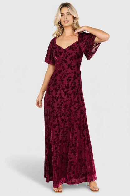 Plus Size Elegant A‑Line Sweetheart Short‑Sleeve Smocked‑Back Floor‑Length Mother Of The Bride Dress