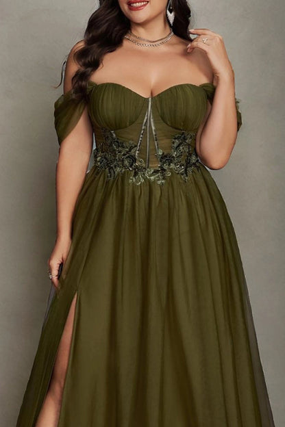 Olive Green Plus Size A‑Line Off‑The‑Shoulder Short‑Sleeve Lace‑Up‑Back Long Prom Dress