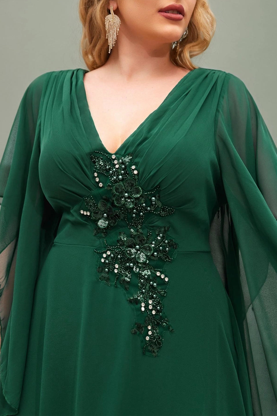Dark Green Plus Size A‑Line V‑Neck Cape‑Sleeve Cowl‑Back Floor‑Length Prom Dress