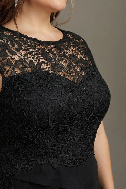 Black Plus Size A-Line Round Cap Sleeve Closed Back Long Prom Dress