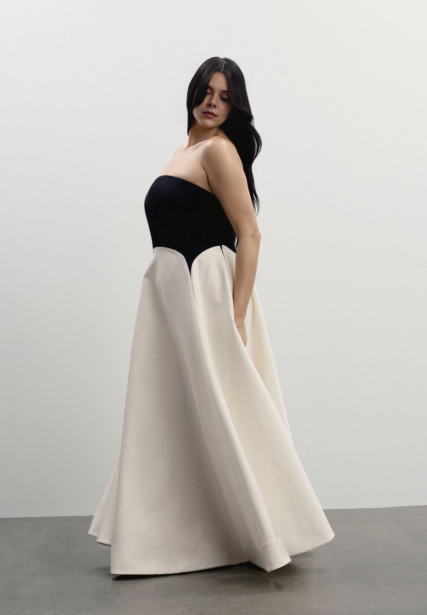 Black‑White Color Block Strapless A‑Line Maxi Plus Size Wedding Guest Dress