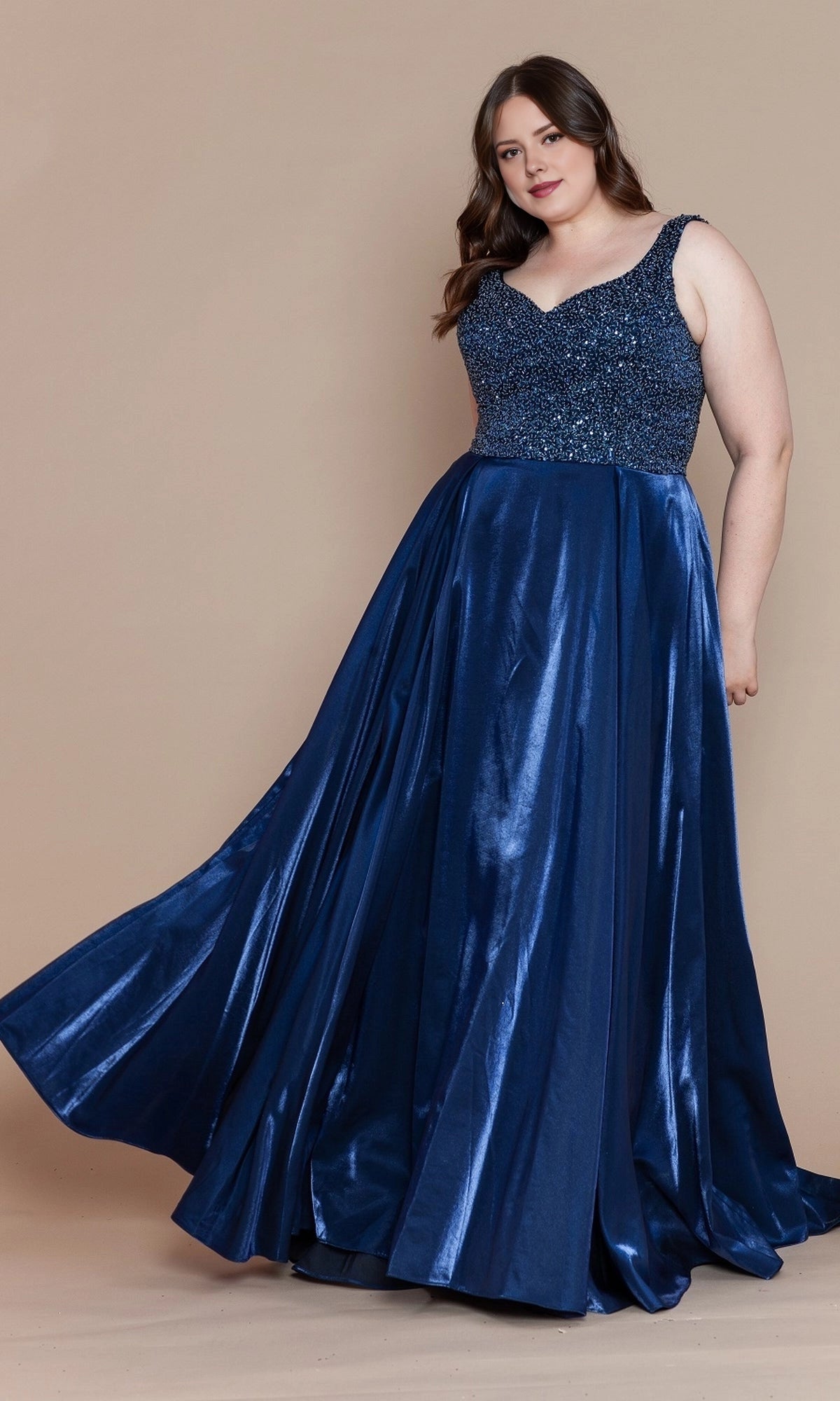 Luxury A-Line V-Neck Sleeveless V-Back Zipper Back Floor-Length Plus Size Beaded Prom Dress