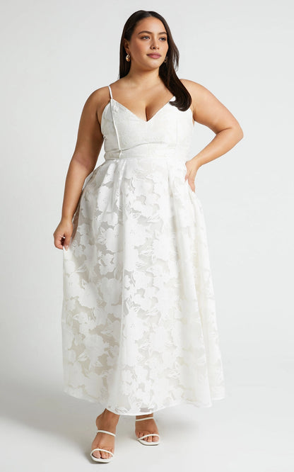 Romantic A-Line Spaghetti Strap V Neck Plain Back Floral Midi Plus Size White Wedding Guest Dress