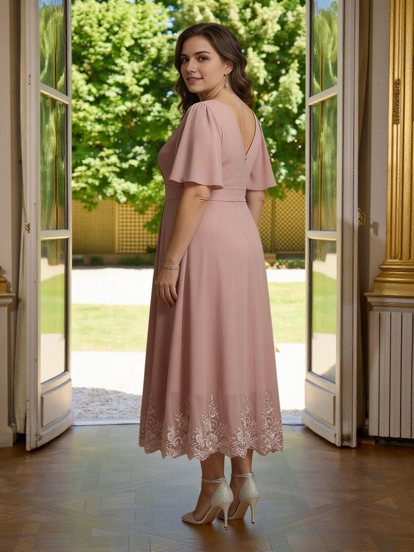 Roselledress dusty pink a‑line formal dress back view, deep v‑back zipper closure lace hem mother of bride gown