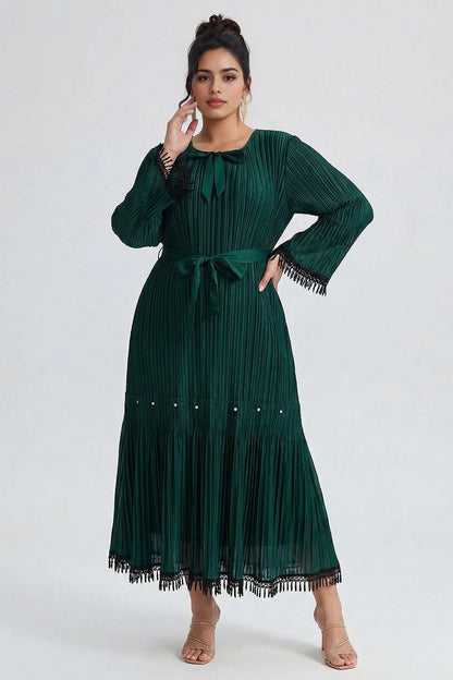 Emerald Plus Size A-Line Round Neck Flare Sleeve Solid Back Maxi Prom Dress