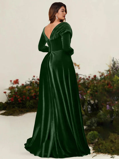 Roselledress plus size velvet mother dress back view, deep v-back zipper closure emerald wedding guest long dress