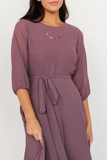 Flowy A-line Round Neck 3/4 Sleeve Keyhole-Back Maxi Mother Of Bride Dress
