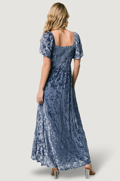 Plus Size Elegant A‑Line Sweetheart Short‑Sleeve Smocked‑Back Floor‑Length Mother Of The Bride Dress